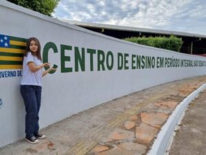 O elenco de uma aluna exemplar e estrela pornô: uma história fascinante ...